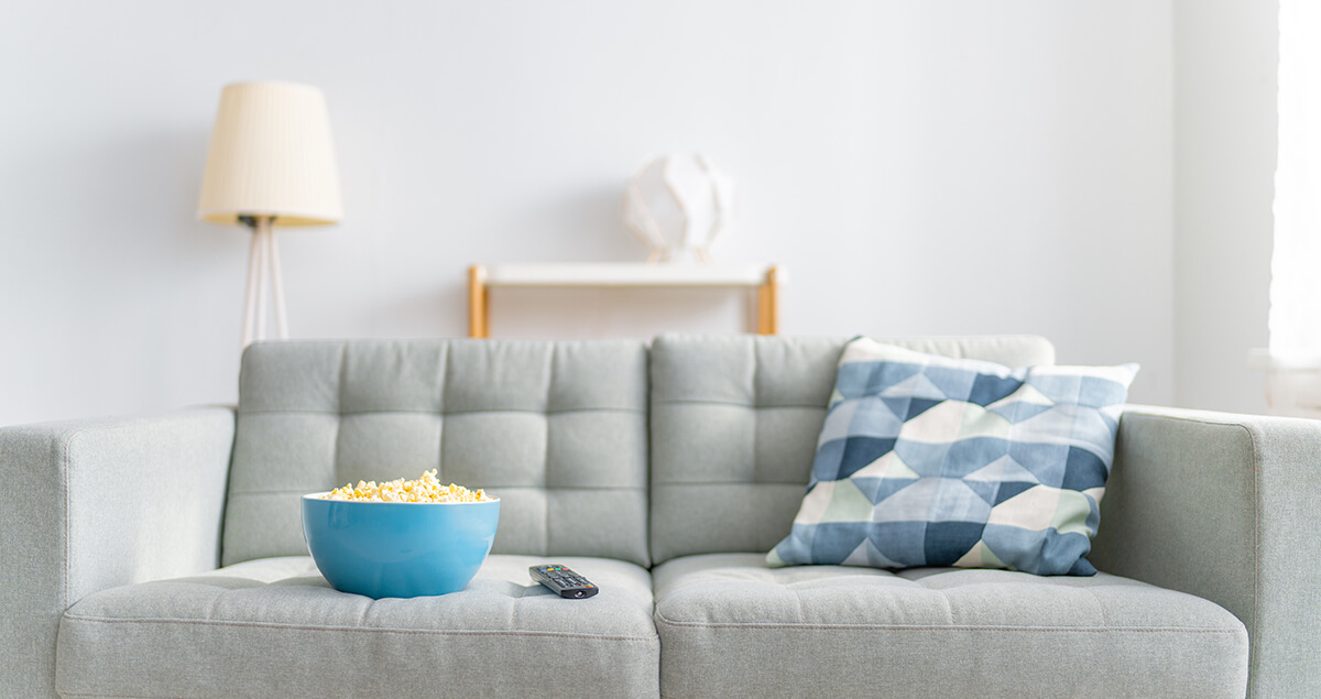 O que você precisa saber antes de comprar um sofá retrátil